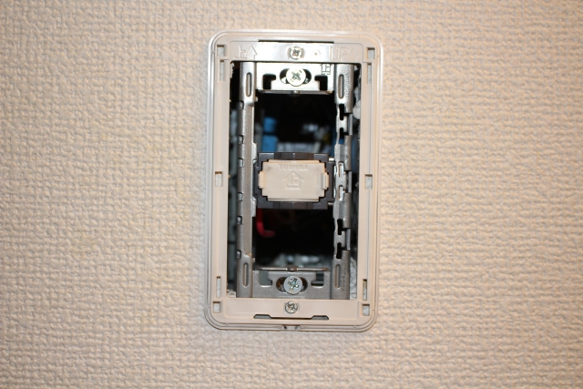 電気スイッチ交換・修理の費用相場