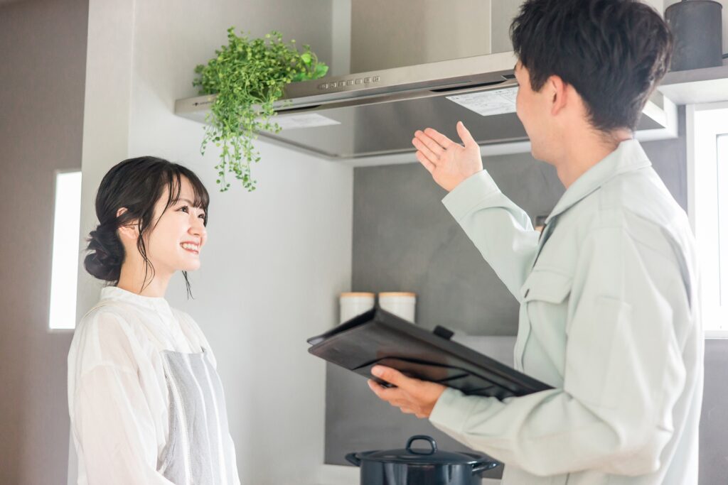 レンジフード交換はどこに頼む？失敗しない業者選びと費用を解説！