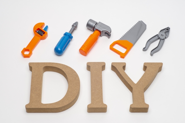 インターホン工事はDIYできる？可能なケースと手順を解説