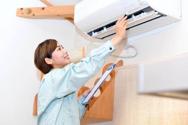 エアコンガス補充は自分でできる?